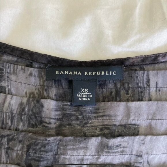 Banana Republic 100% Silk  Shift Dress - Picture 6 of 6